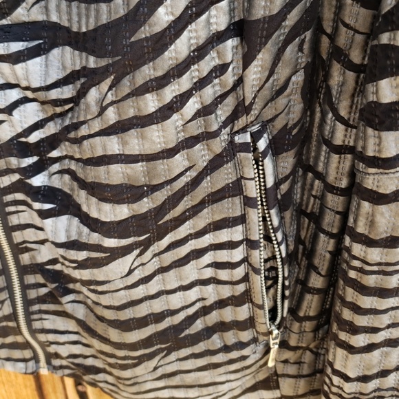 City Girl Black & Silver Fun Jacket XL - Picture 3 of 8
